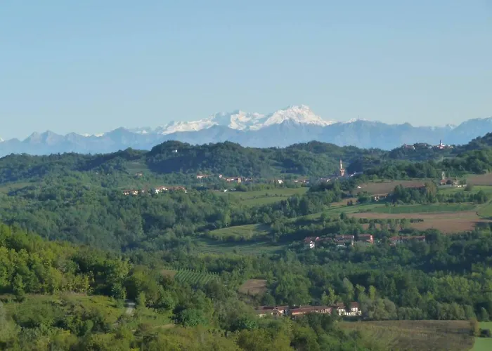 Willa Monferrato Passerano (Piedmont)